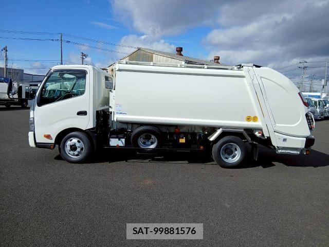 Hino DUTRO 2025-07 4041323-6