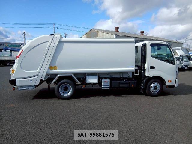 Hino DUTRO 2025-07 4041323-7