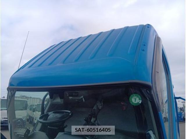 Hino DUTRO 2018-12 4041347-17