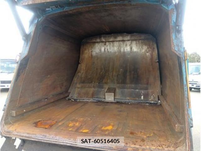 Hino DUTRO 2018-12 4041347-8