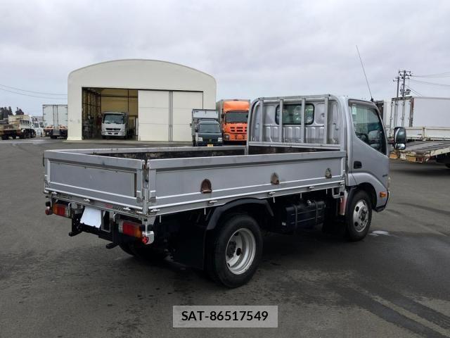 Hino DUTRO 2012-11 4041377-2