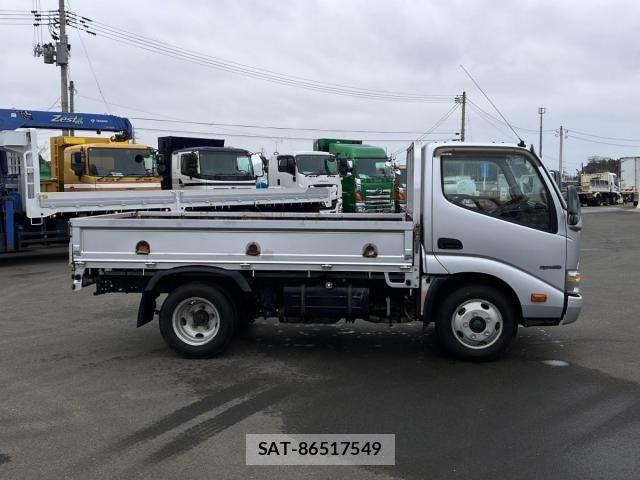 Hino DUTRO 2012-11 4041377-5