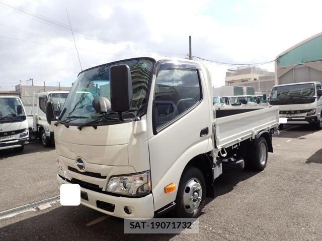 Hino DUTRO 2025-08 4041362-1