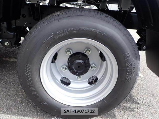 Hino DUTRO 2025-08 4041362-20