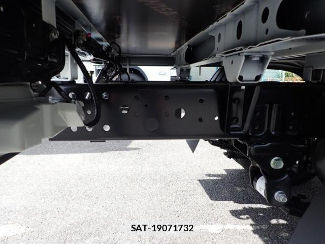Hino DUTRO 2025-08 4041362-7