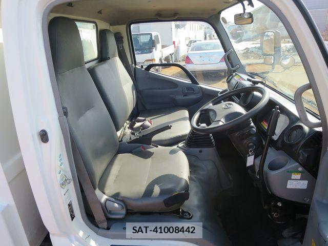 Hino DUTRO 2011-08 4109232-11