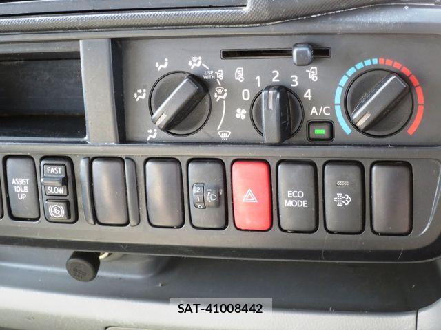 Hino DUTRO 2011-08 4109232-15