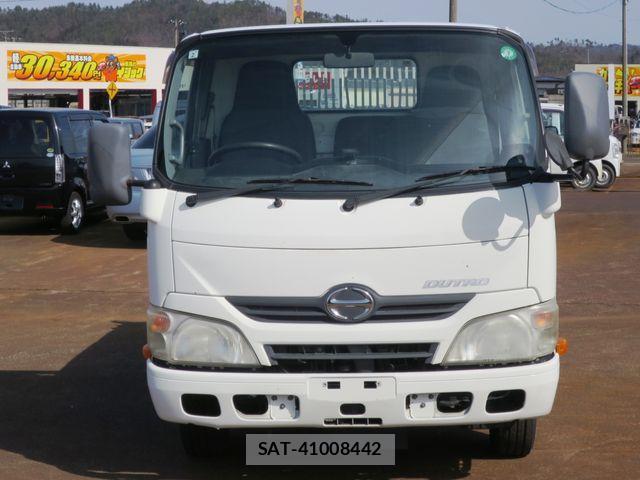Hino DUTRO 2011-08 4109232-1