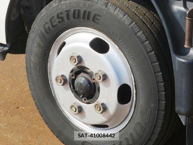 Hino DUTRO 2011-08 4109232-20