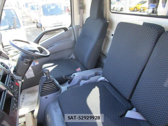 Hino DUTRO 2024-10 4109156-20