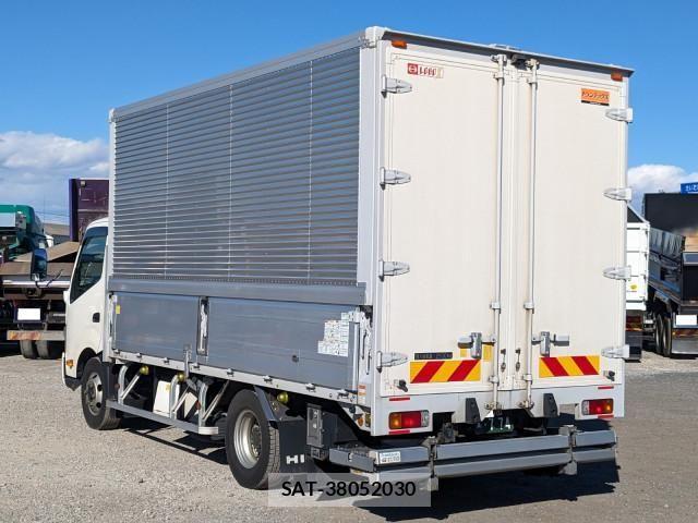 Hino DUTRO 2023-03 4109163-3