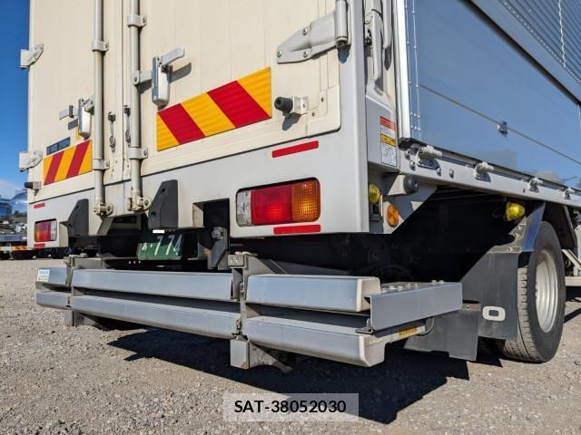 Hino DUTRO 2023-03 4109163-6