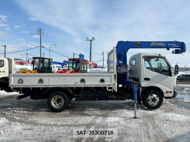 Hino DUTRO 2012-05 4109210-3