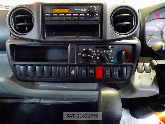 Hino DUTRO 2016-10 4109205-9