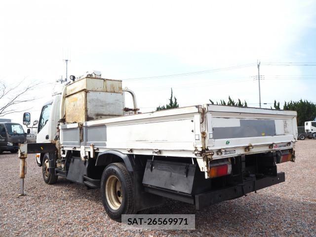 Hino DUTRO 2015-10 4109226-2