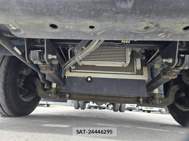 Hino DUTRO 2015-07 4139111-16