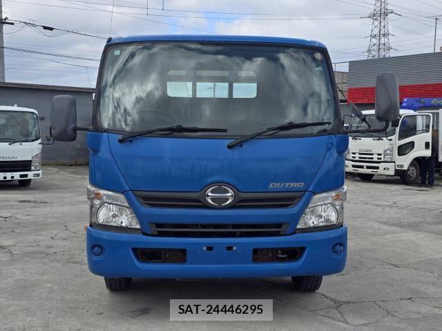 Hino DUTRO 2015-07 4139111-1