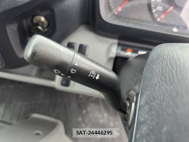 Hino DUTRO 2015-07 4139111-21