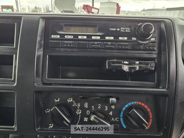 Hino DUTRO 2015-07 4139111-25