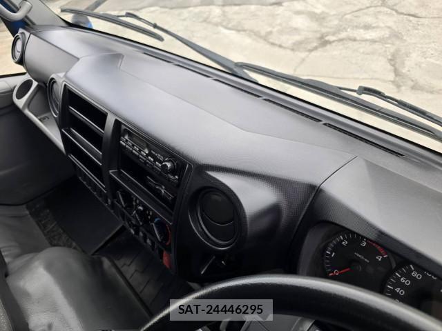 Hino DUTRO 2015-07 4139111-26