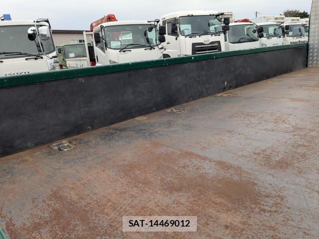 Hino DUTRO 2021-04 4240611-12