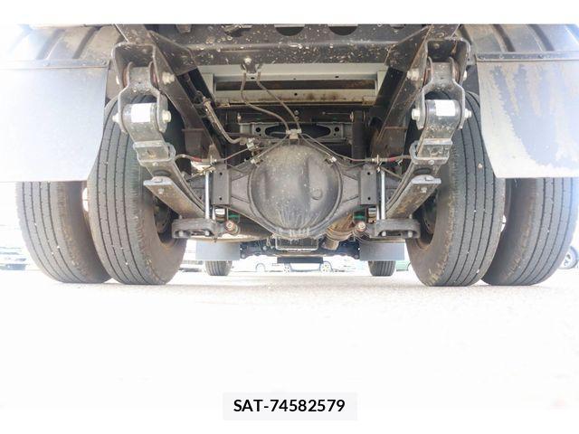 Hino DUTRO 2024-08 4240601-11