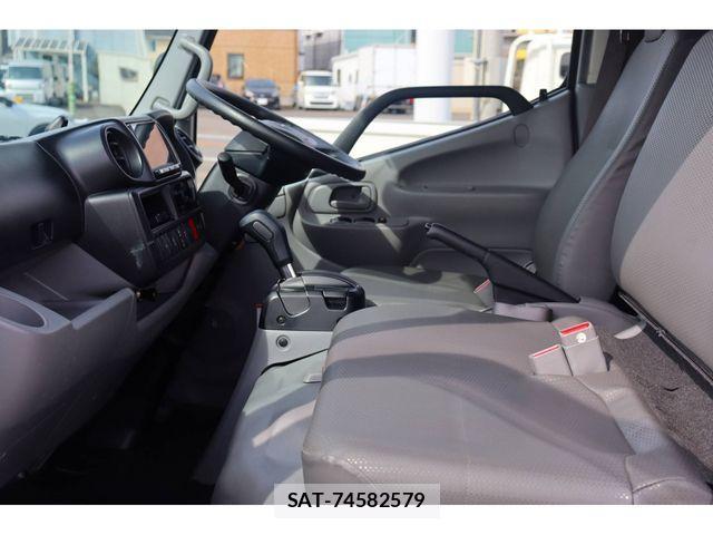 Hino DUTRO 2024-08 4240601-20