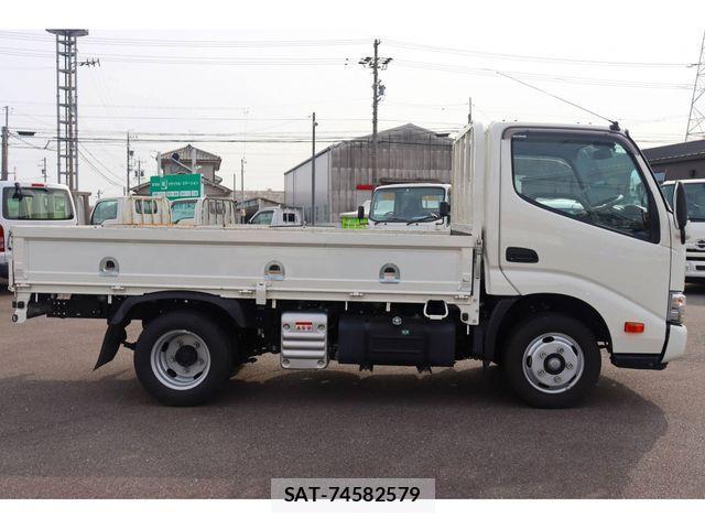 Hino DUTRO 2024-08 4240601-5