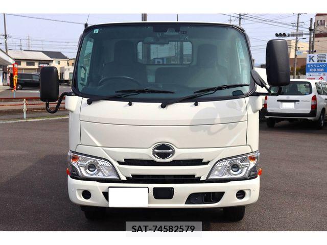 Hino DUTRO 2024-08 4240601-7
