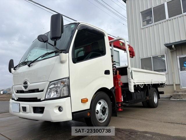 Hino DUTRO 2025-04 4323246-0