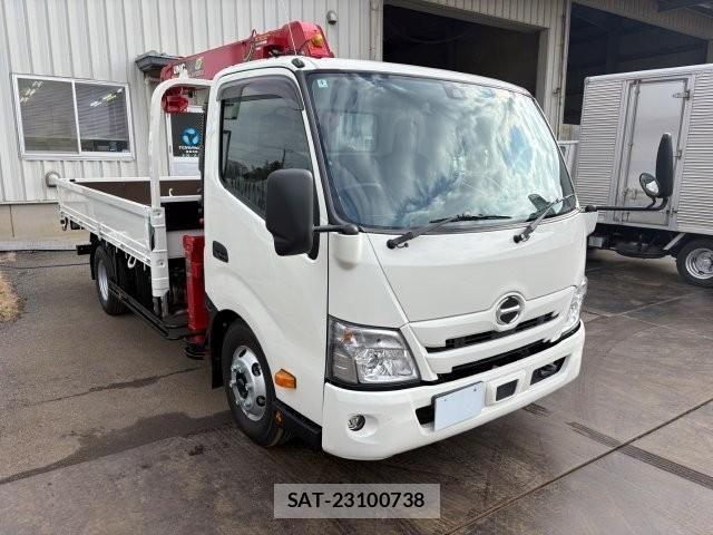 Hino DUTRO 2025-04 4323246-1