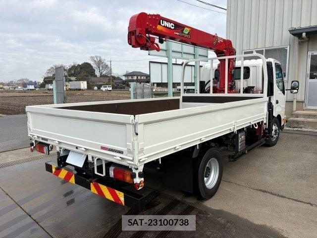 Hino DUTRO 2025-04 4323246-3