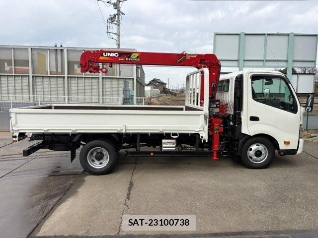 Hino DUTRO 2025-04 4323246-5