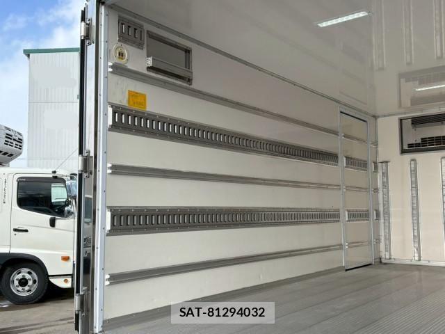 Hino DUTRO 2020-05 4370571-9