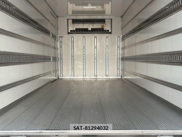 Hino DUTRO 2020-05 4370571-10