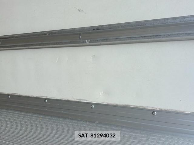 Hino DUTRO 2020-05 4370571-17