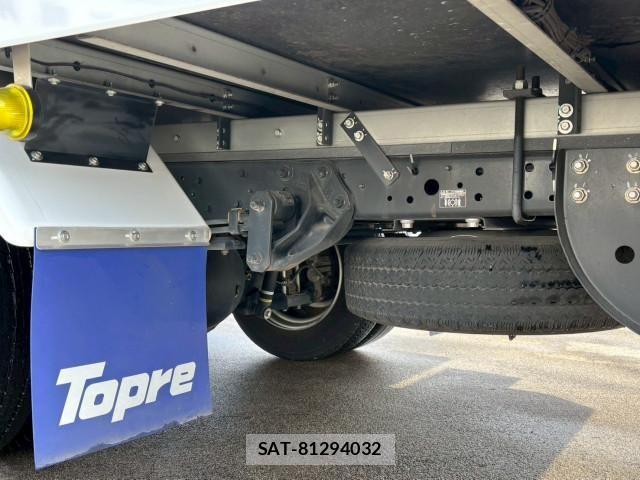 Hino DUTRO 2020-05 4370571-23