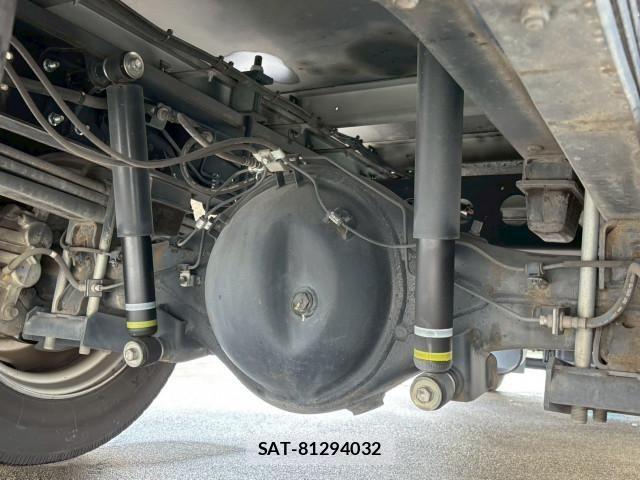 Hino DUTRO 2020-05 4370571-27