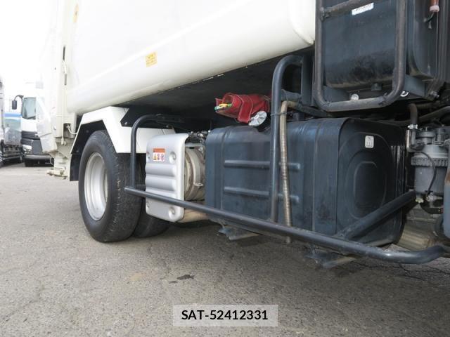 Hino DUTRO 2021-03 4370564-17