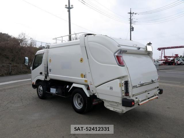 Hino DUTRO 2021-03 4370564-2