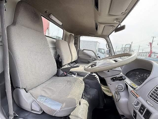 Hino DUTRO 2006-09 4384423-10