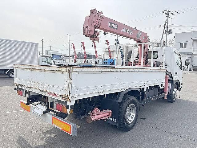 Hino DUTRO 2006-09 4384423-2