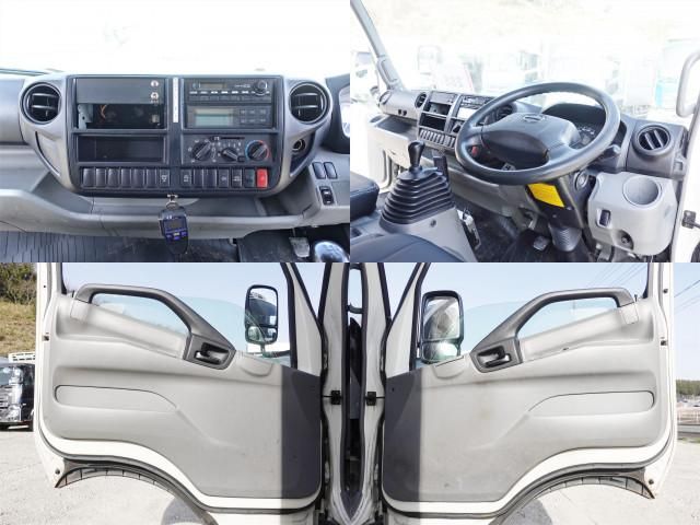 Hino DUTRO 2011-08 4384436-27