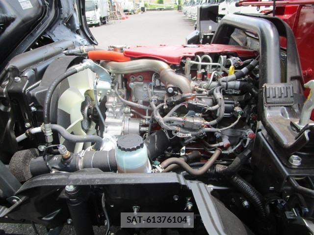 Hino DUTRO 2025-06 4420455-25