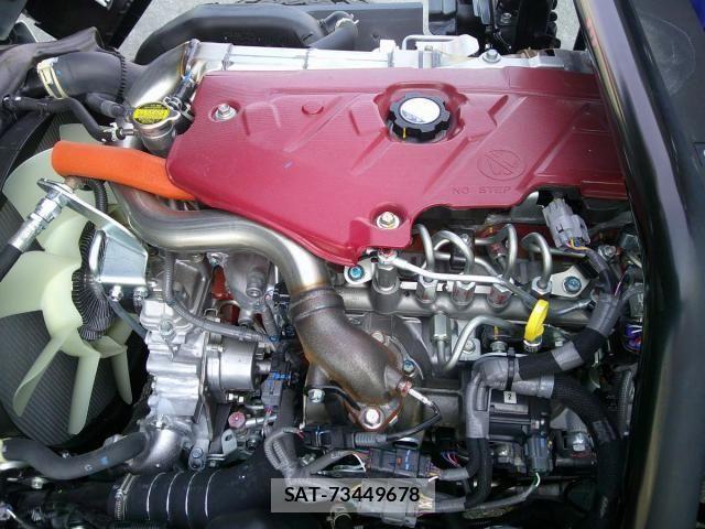Hino DUTRO 2025-07 4420458-24