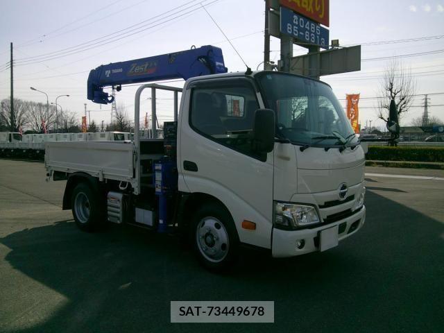 Hino DUTRO 2025-07 4420458-2
