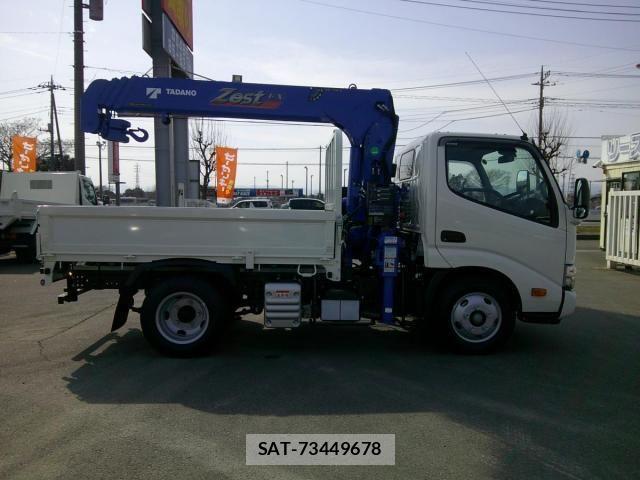 Hino DUTRO 2025-07 4420458-3
