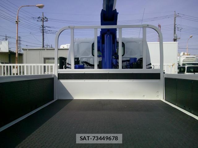Hino DUTRO 2025-07 4420458-8