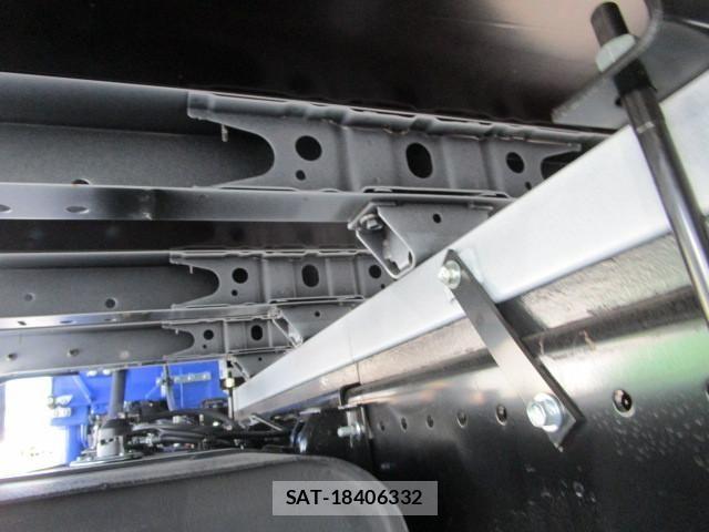 Hino DUTRO 2024-11 4420457-25