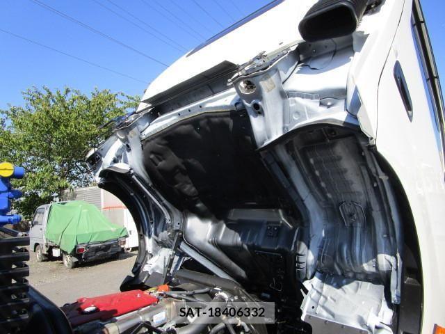 Hino DUTRO 2024-11 4420457-26